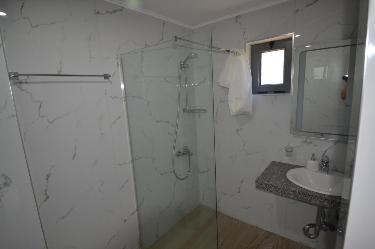 Bujtina Eleni Hotel ฮีมาเรอ ภายนอก รูปภาพ